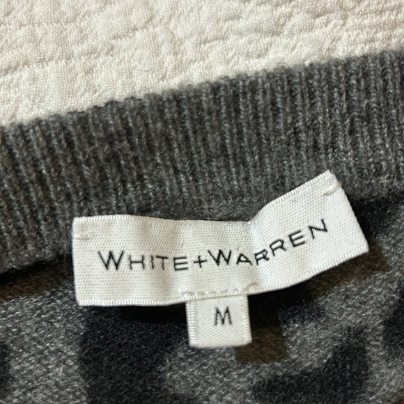 White + Warren Cashmere Sweater. Medium - Picture 5 of 9